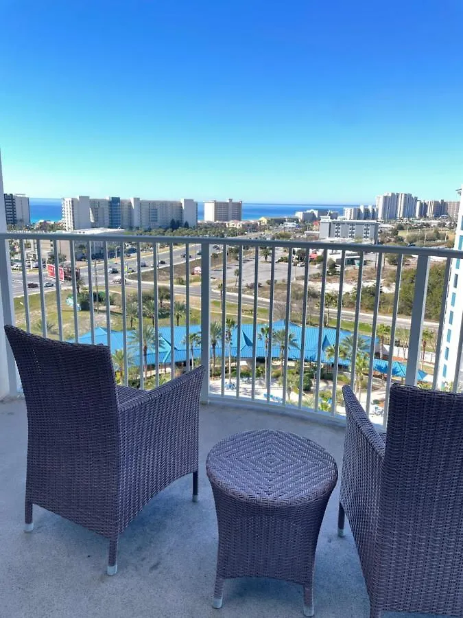Top Floor Condo In Palms Of Destin Resort. Water View. Apartment
