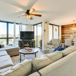 Airy With Pool - Walk To Private Beach! Destin
